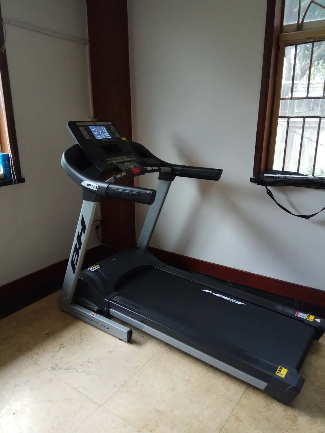 跑步機(jī)維修 (4) 跑步機(jī)維修 (4)